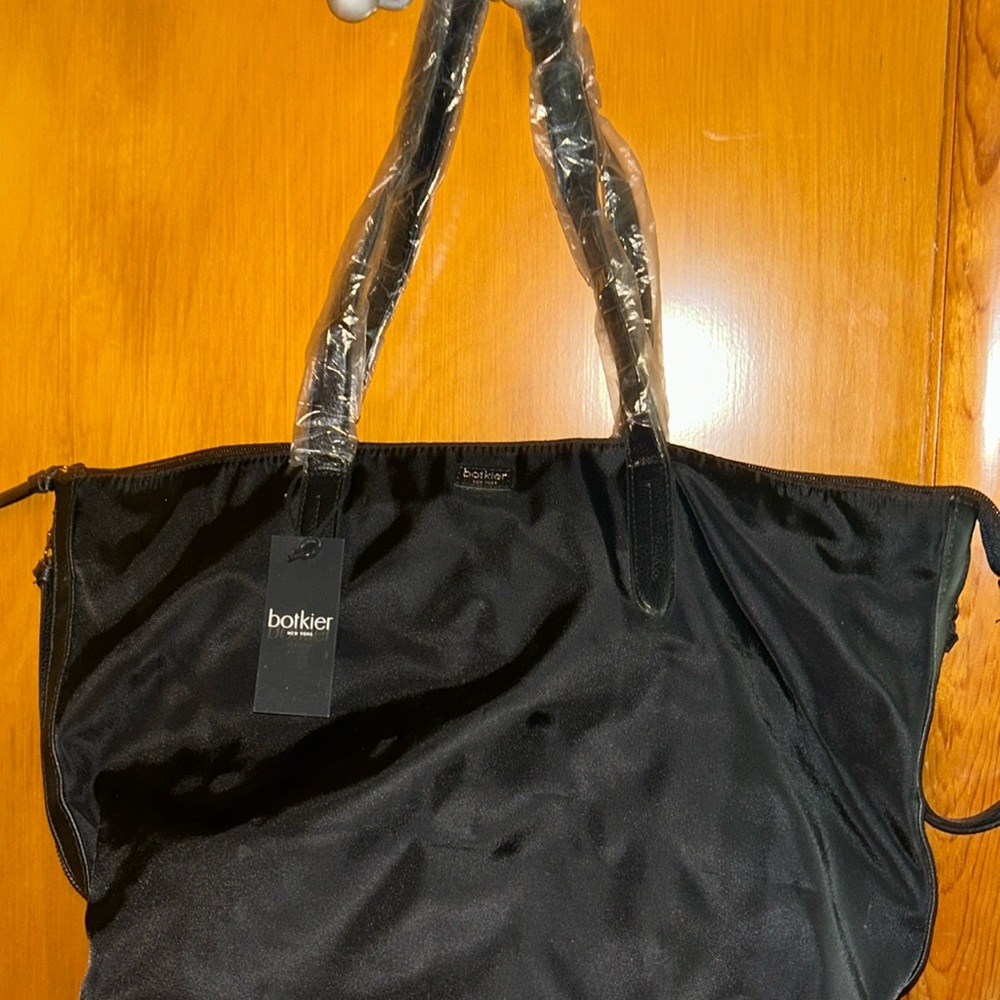 Botkier New York Bond Black Nylon Tote Bag NEW Lightweight Travel Carryall